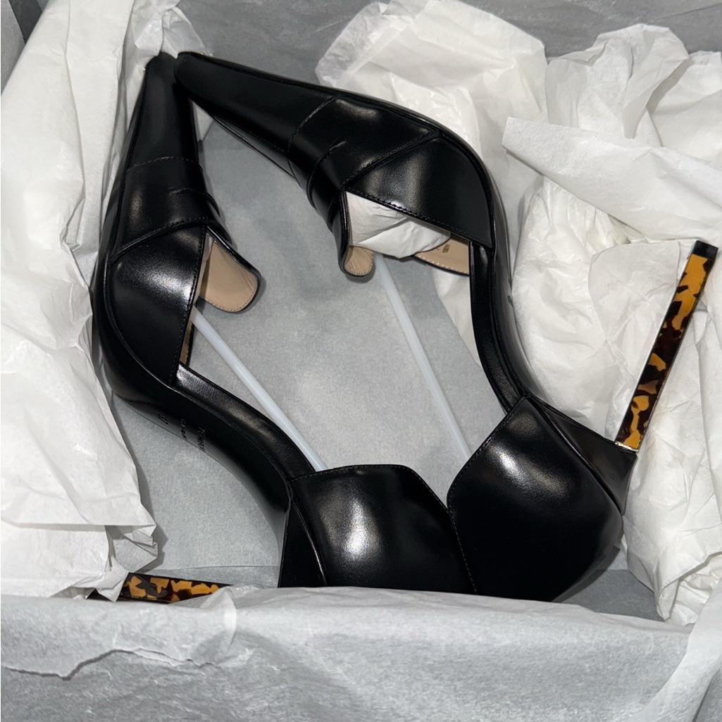 Elegant Black Leather Women's Shoes